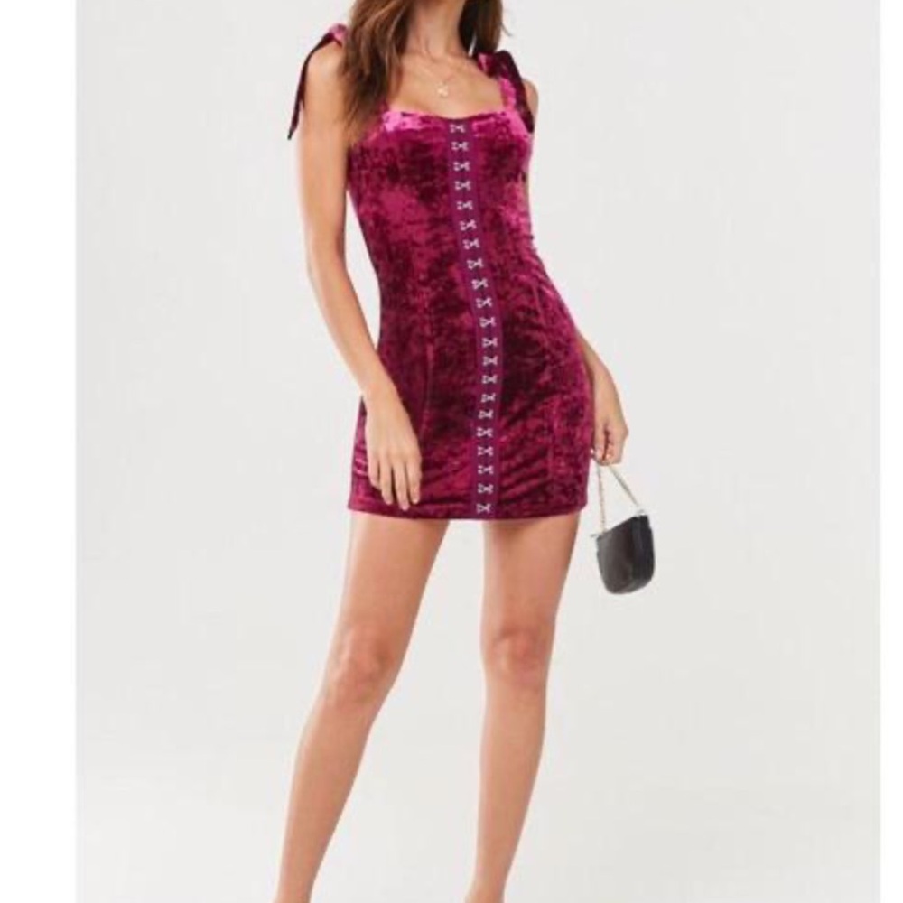 FOREVER 21 vintage velvet corset style dress